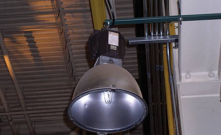 Metal Halide & Sodium (SON) Lamps & Fittings