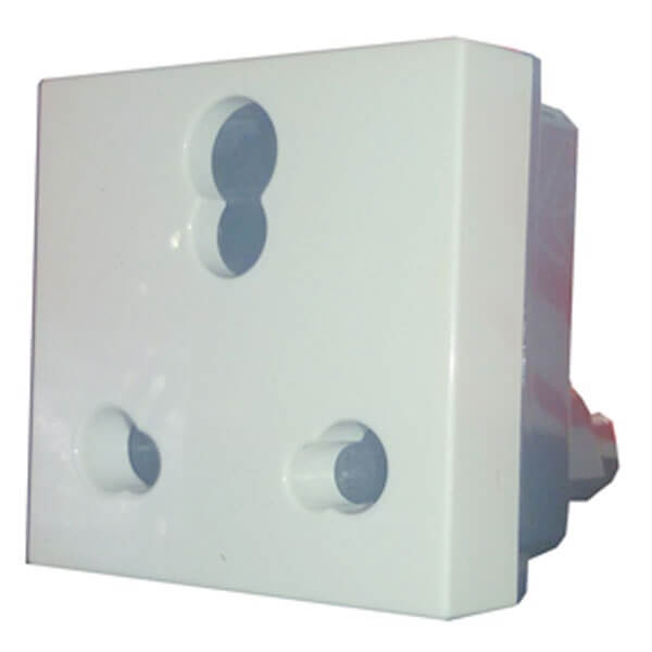 Legrand Myrius Modular Socket White - 6/16A 3 Pin, 2M